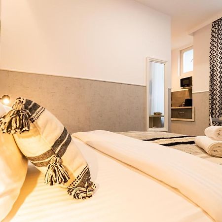 Okbrasov - Apartment & Studio In The Heart Of Old Town, Moments Away From The Black Church Luaran gambar